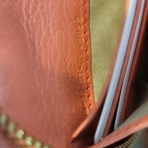 Authentic Chloe zippy wallet - Picture 10 of 10